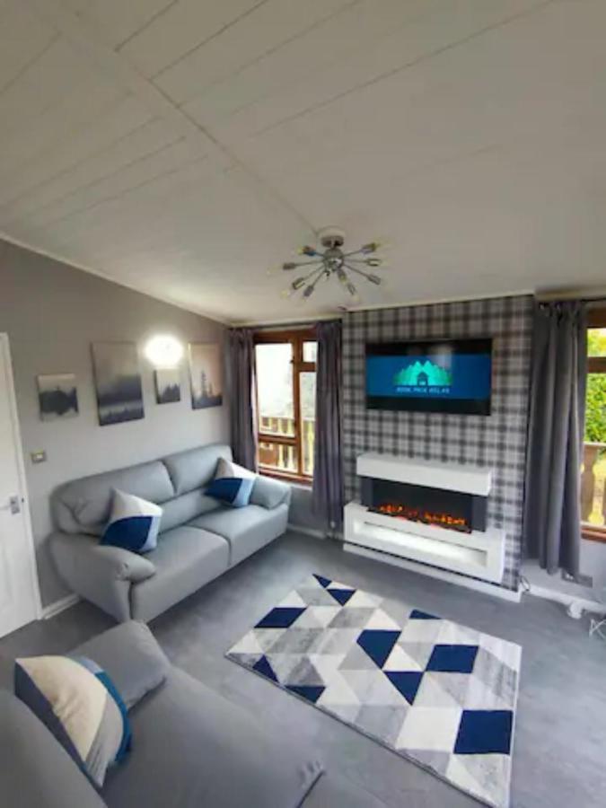 4 Bed Luxury Lodge With Hot Tub Near Lake District Warton Экстерьер фото