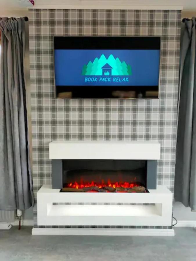 4 Bed Luxury Lodge With Hot Tub Near Lake District Warton Экстерьер фото
